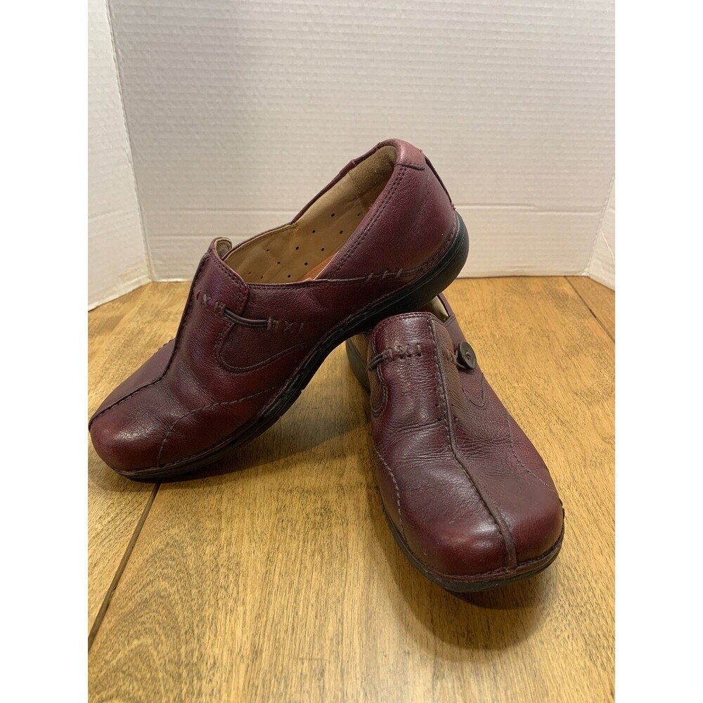Women’s Clarks Unstructured Un.Loop Burgundy Leather Shoes 9M MSRP $120+